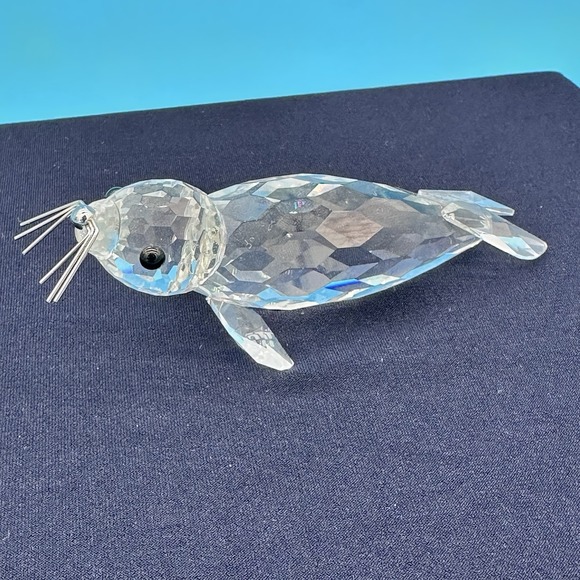 Swarovski Silver Crystal Seal Figurine with Silver Whiskers Retired 7646 000 001